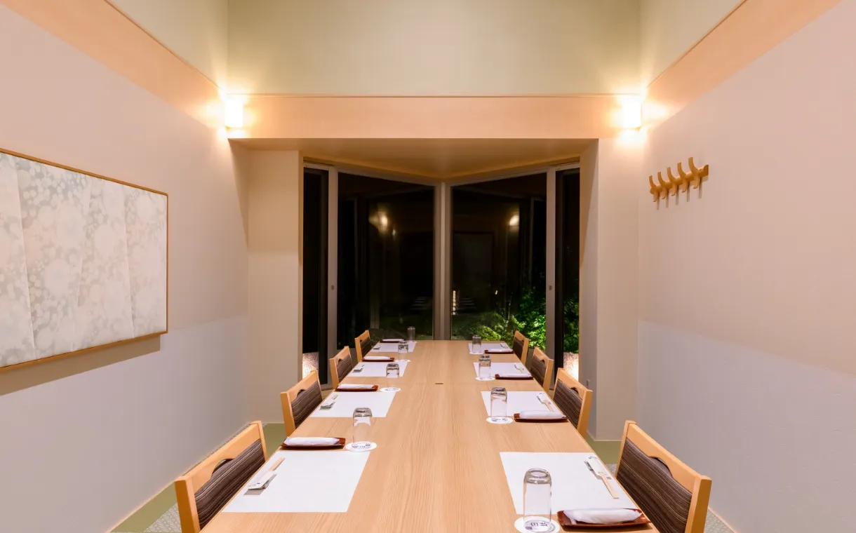 【旬彩割烹白珪】夜の個室・雅