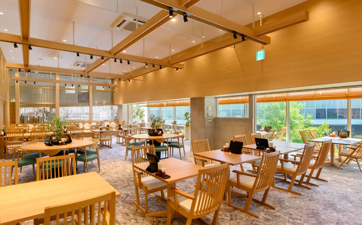 【レストランみあれ】ホール全体