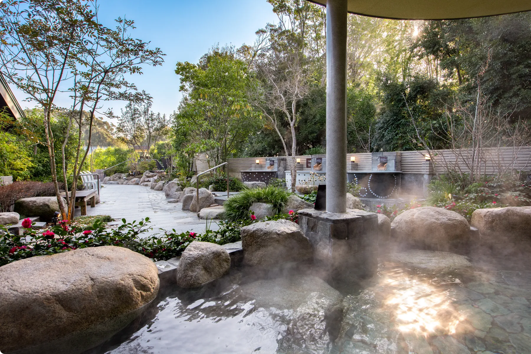 露天風呂 半月湯