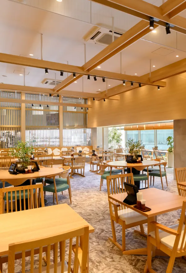 【レストランみあれ】ホール全体