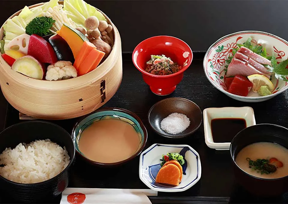 【レストランみあれ】旬野菜蒸篭蒸し御膳一例